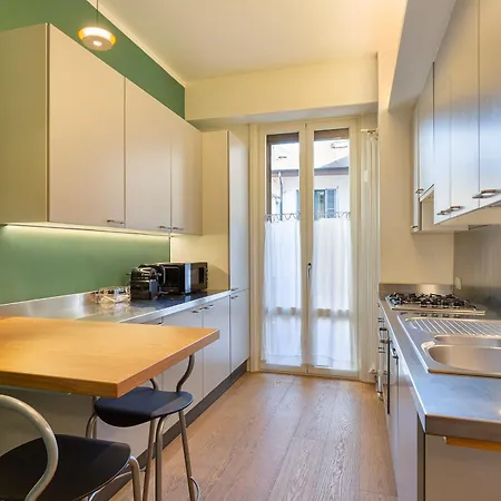 Easyhomes - Piazza Erculea Apartamento