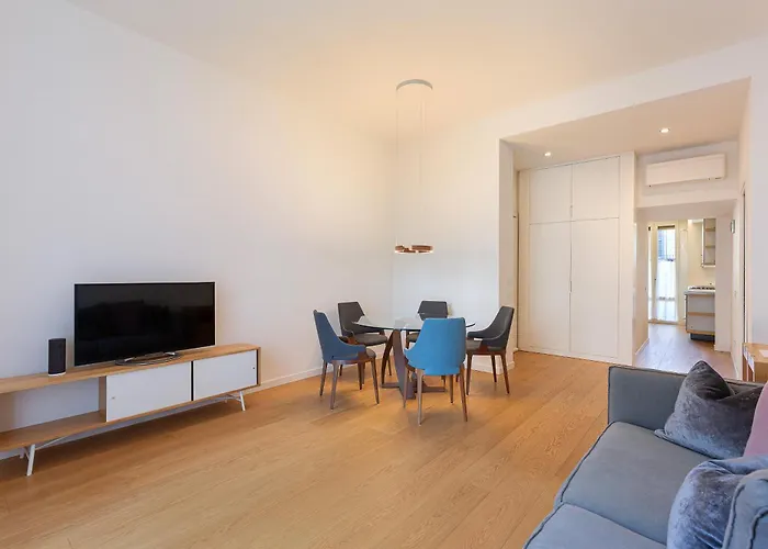 Easyhomes - Piazza Erculea Apartmán *