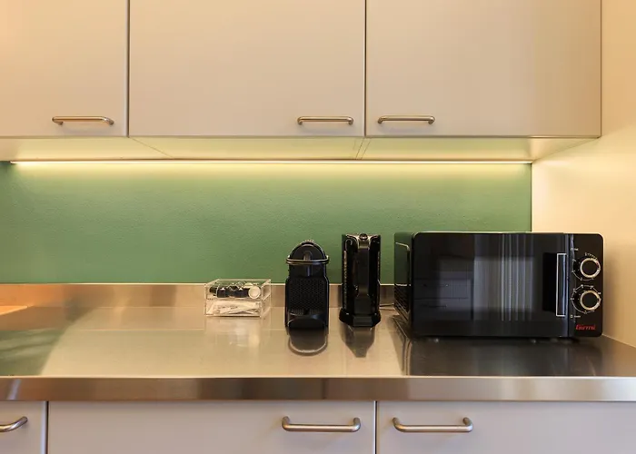 Easyhomes - Piazza Erculea * Milán